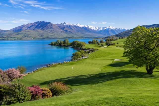 alpine-lakefront-golf