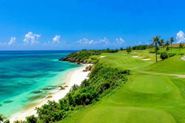 turquoise-clifftop-golf